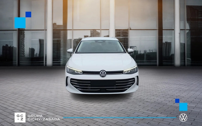Volkswagen Passat cena 206900 przebieg: 10, rok produkcji 2024 z Ostrów Lubelski małe 529